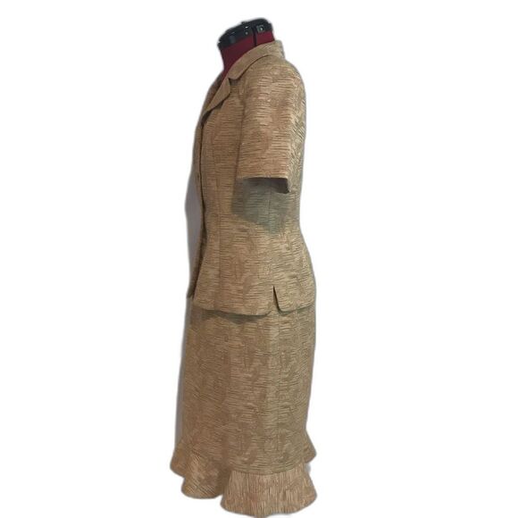 Le Suit Skirt Suit Women's Petite Size 6P Tan & Cream 2-Piece Set Skirt & Blazer - Picture 4 of 12